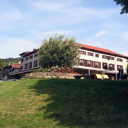 מלון Saint-Paul-en-Jarez Domaine De La Barolliere מראה חיצוני תמונה